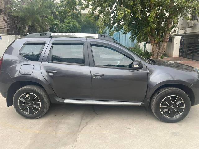 https://images10.gaadi.com/usedcar_image/4202263/original/processed_b9e057329deb55e15d8ce3c1596a3676.jpg?imwidth=6401