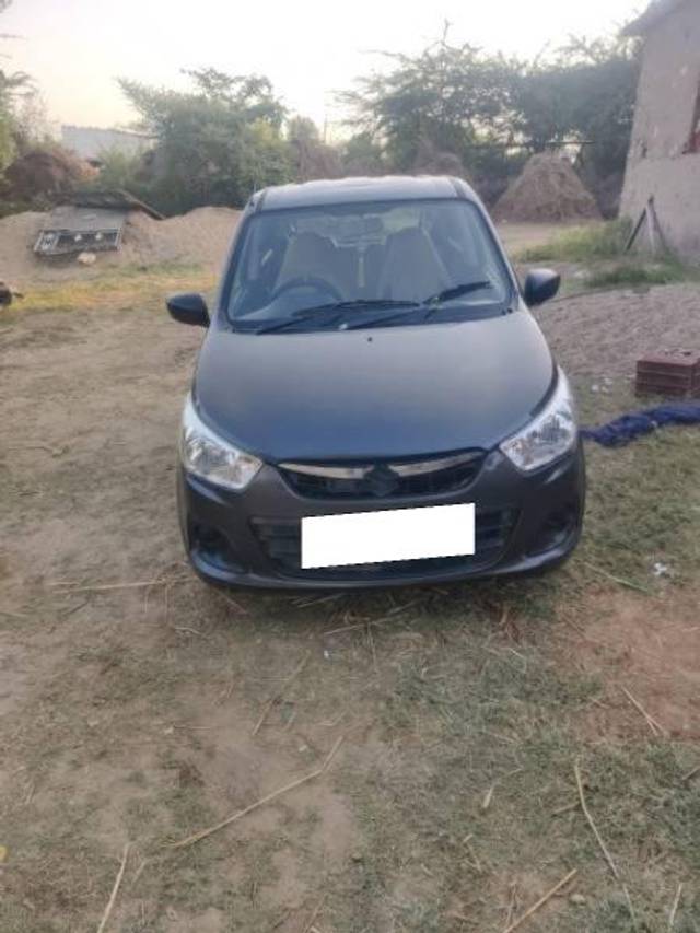 https://images10.gaadi.com/usedcar_image/4202273/original/processed_ed360fa0-6fd7-47f0-a3f4-a9c8920ba3b7.jpg?imwidth=6402