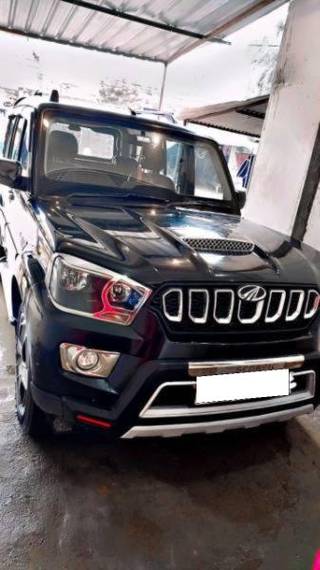 Mahindra Scorpio 2014-2022 Mahindra Scorpio S5 BSIV