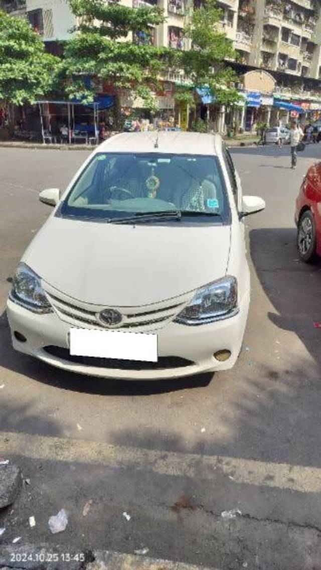 https://images10.gaadi.com/usedcar_image/4202286/original/processed_aac9ab00-2086-4c66-b164-1f3f7b4c858e.jpg?imwidth=6401