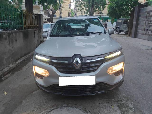 https://images10.gaadi.com/usedcar_image/4202294/original/processed_0b24408ed0cb7042d5e207a8532f7e02.jpg?imwidth=6402