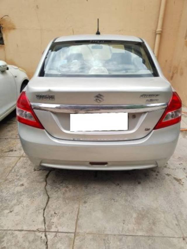 https://images10.gaadi.com/usedcar_image/4202345/original/processed_0f5c0c4b-121c-457f-9e5c-6e77dc6cfa28.jpg?imwidth=6402