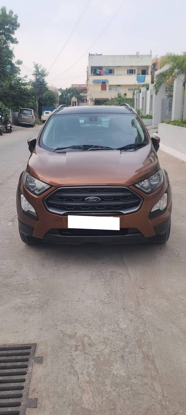 https://images10.gaadi.com/usedcar_image/4202577/original/processed_5d3f58d0b890f30d47bb48d669470cd3.jpg?imwidth=6401