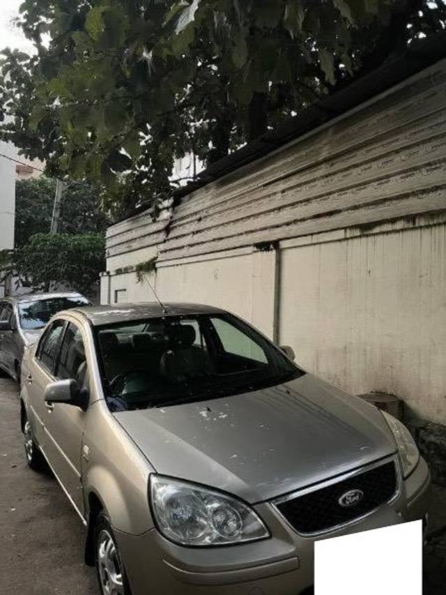 https://images10.gaadi.com/usedcar_image/4202728/original/processed_67c900ea-c969-4c20-8734-1eee3b18e051.jpg?imwidth=6400