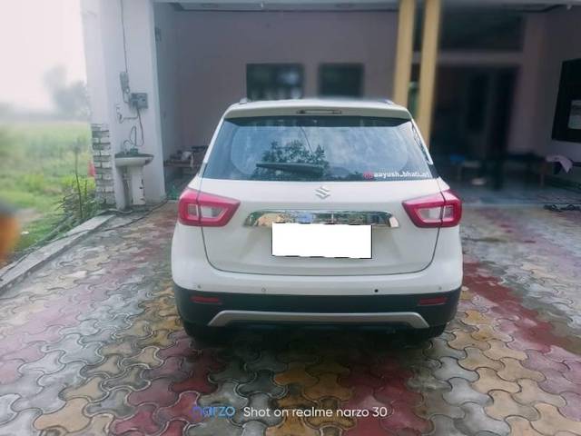 https://images10.gaadi.com/usedcar_image/4202780/original/processed_22155336-6d78-4e50-85da-dab948374f16.jpg?imwidth=6401