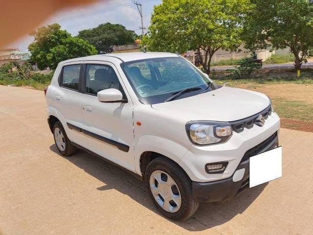 https://images10.gaadi.com/usedcar_image/4202860/original/processed_30b59547-cdf0-4229-9064-a75c01abcb79.jpg?imwidth=6400