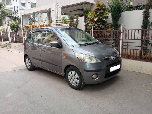 https://images10.gaadi.com/usedcar_image/4202987/original/processed_e42524a1a28a6a7cce044b3b3d2c3ebd.jpg?imwidth=6400