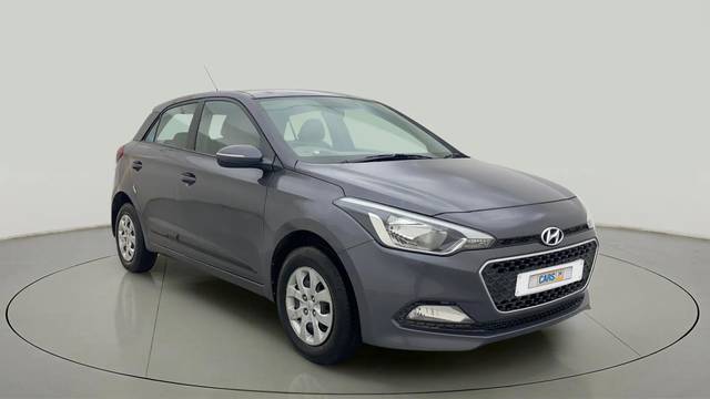 https://images10.gaadi.com/usedcar_image/4202995/original/3e5d65e9294c5e7b5ce0199bc161b563.jpg?imwidth=6400