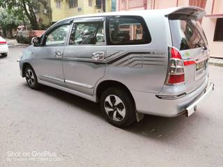 Toyota Innova Toyota Innova 2.5 G (Diesel) 8 Seater BS IV