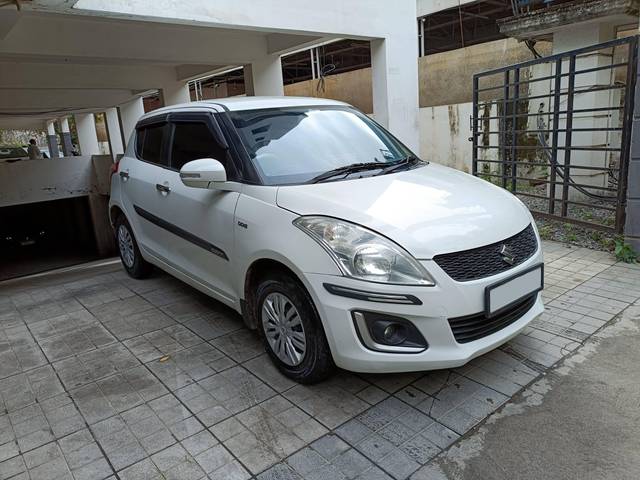 https://images10.gaadi.com/usedcar_image/4203179/original/processed_33b4fe992954b3d8051d224290e0572e.jpg?imwidth=6400