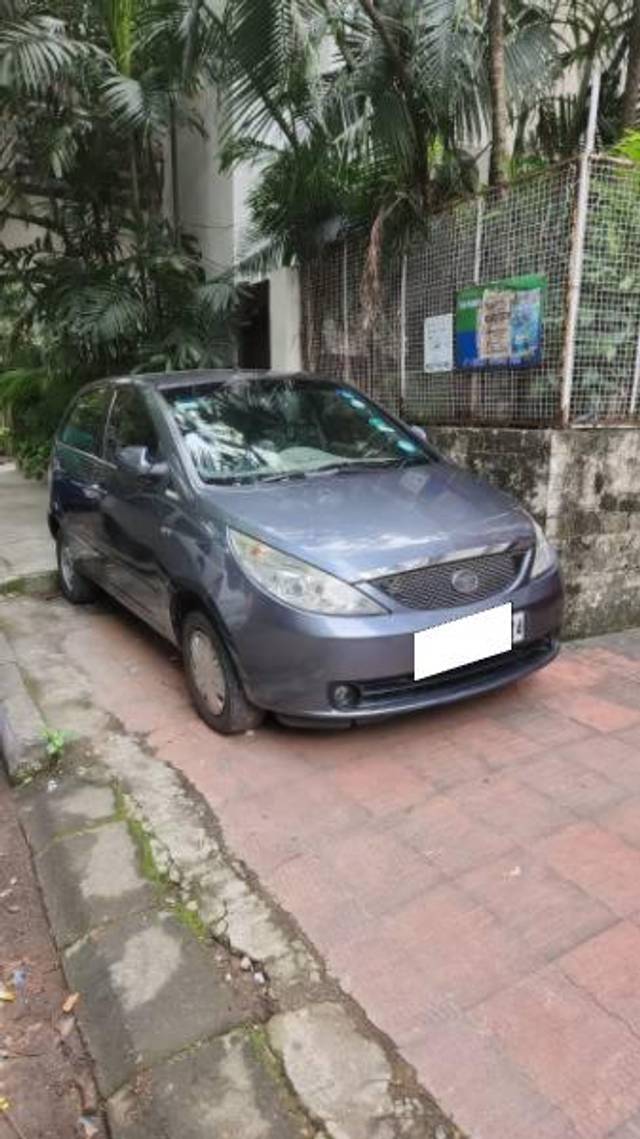 https://images10.gaadi.com/usedcar_image/4203230/original/processed_e645e17a-0e6a-40b9-b7a6-2ed5cfa2a3ff.jpeg?imwidth=6400