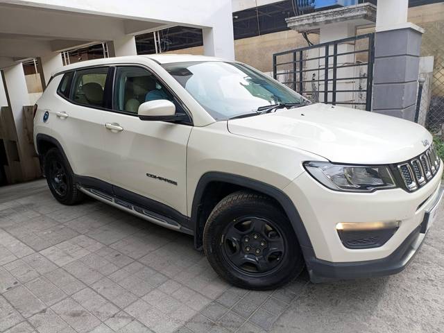 https://images10.gaadi.com/usedcar_image/4203269/original/processed_364dab6cbf12e9d73431581490014575.jpg?imwidth=6400