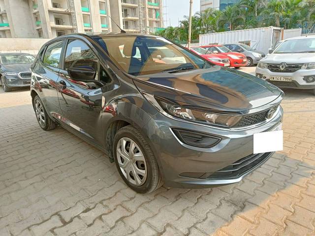 https://images10.gaadi.com/usedcar_image/4203289/original/processed_8e7979dc4898308ef9641950fc4027d6.jpeg?imwidth=6400