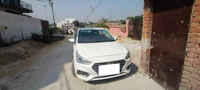 https://images10.gaadi.com/usedcar_image/4203312/original/processed_07a6ca5a-c456-4b3f-a727-346ef3624e65.jpg?imwidth=6400