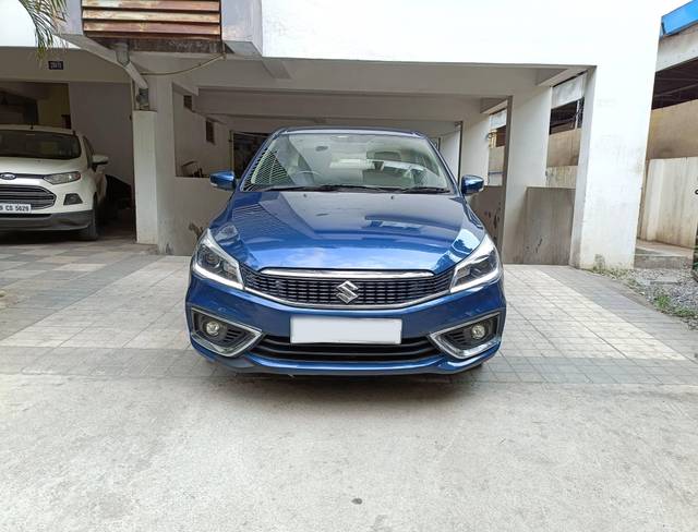 https://images10.gaadi.com/usedcar_image/4203383/original/processed_16eee5bdca791e3e6c78e39971a10539.jpg?imwidth=6402