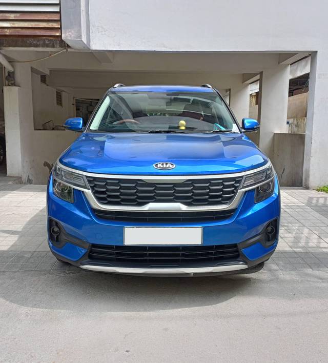 https://images10.gaadi.com/usedcar_image/4203442/original/processed_54ee62f5d58ccab7fadf9251060a5b49.jpg?imwidth=6402