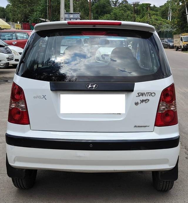 https://images10.gaadi.com/usedcar_image/4203482/original/processed_1f378854-af74-43f0-b19c-673132115ce0.jpg?imwidth=6401