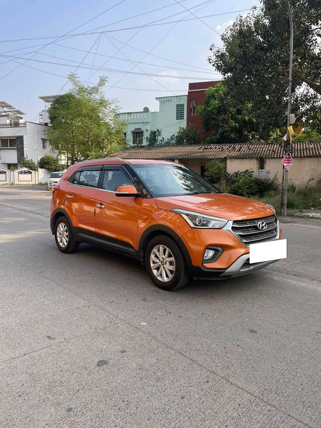 https://images10.gaadi.com/usedcar_image/4203779/original/processed_5f79336ae1ba30aa84e322c8f333967c.jpg?imwidth=6400