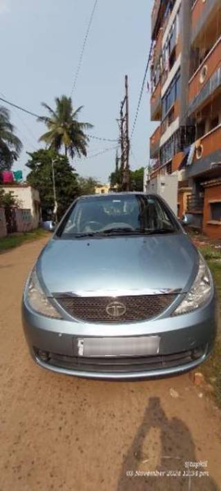 Tata Indica Vista 2008-2013 Tata Indica Aura 1.2 Safire