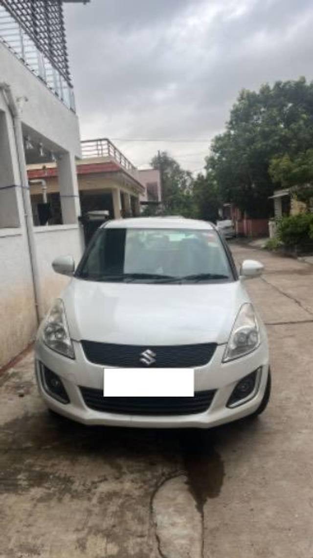 https://images10.gaadi.com/usedcar_image/4203894/original/processed_0dde273c-67af-480b-8021-494991575a7c.jpg?imwidth=6400