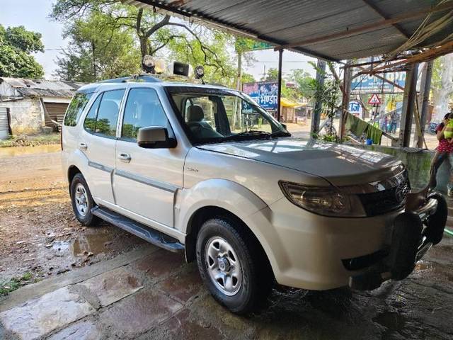 https://images10.gaadi.com/usedcar_image/4203953/original/processed_b6b636f6-de83-444f-9805-6bf01db86698.jpg?imwidth=6400