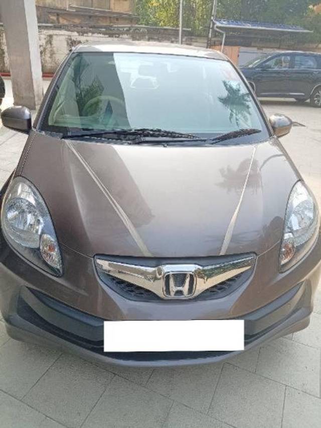 https://images10.gaadi.com/usedcar_image/4204123/original/processed_47e17557-7b27-4dc9-8e3b-83ebfdf34787.jpg?imwidth=6400