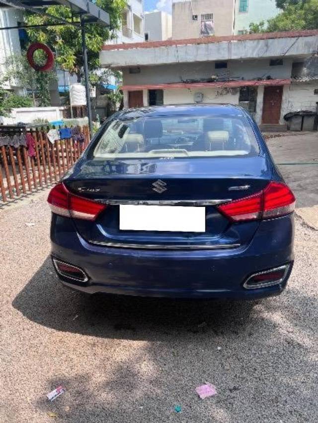 https://images10.gaadi.com/usedcar_image/4204135/original/processed_ba8dac47-b1ff-4a49-8dab-4abe51ff2166.jpeg?imwidth=6401