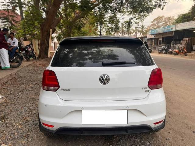 https://images10.gaadi.com/usedcar_image/4204216/original/processed_32e0d9c4-52e6-4b1a-8695-08dddc779669.jpg?imwidth=6402