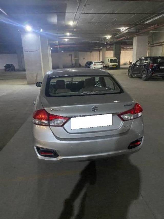 https://images10.gaadi.com/usedcar_image/4204248/original/processed_e3b87799-77b3-4c3b-a6b2-b516643e26e0.jpeg?imwidth=6401