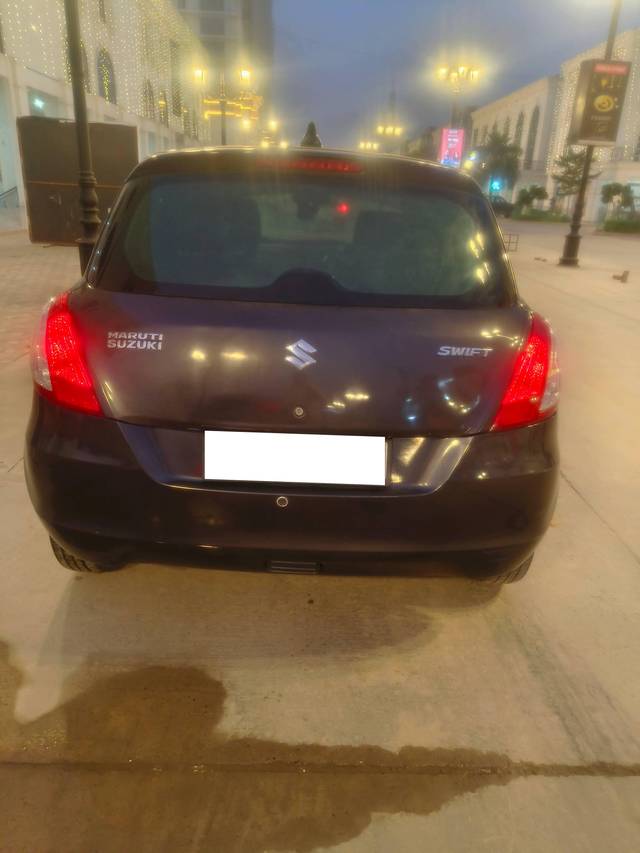 https://images10.gaadi.com/usedcar_image/4204440/original/processed_6d20a84a22b294c59f2cfb543c462985.jpg?imwidth=6402