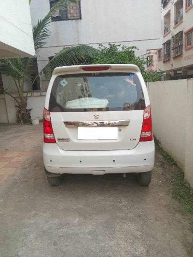 https://images10.gaadi.com/usedcar_image/4204491/original/processed_9deb6f8f-98a9-4f34-8128-90a811a1df1f.jpg?imwidth=6401