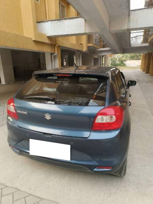 https://images10.gaadi.com/usedcar_image/4204594/original/processed_8eac794e-e522-44fd-800a-cb6275fe4906.jpg?imwidth=6401