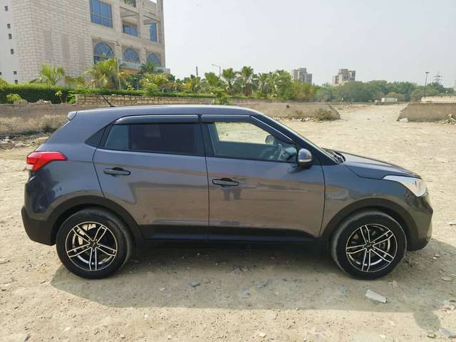 https://images10.gaadi.com/usedcar_image/4204845/original/d614a7daec076563e6e6192b1d7c8682.jpg?imwidth=6401