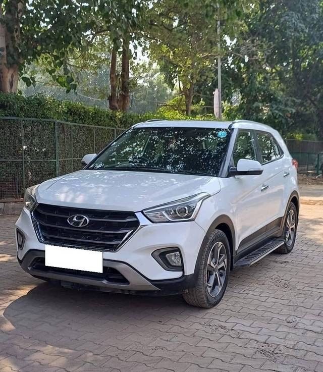 https://images10.gaadi.com/usedcar_image/4204846/original/processed_b3862a32e31efe41d5cbb538dc2157e1.jpg?imwidth=6402