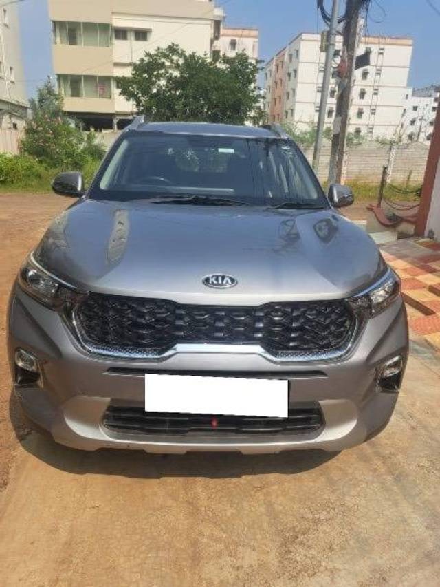 https://images10.gaadi.com/usedcar_image/4205145/original/processed_a3d809eb-7ca3-4c24-8cb8-7900f7194da5.jpg?imwidth=6400