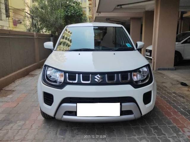 https://images10.gaadi.com/usedcar_image/4205147/original/processed_a2dd9826-5d28-4354-9376-2d24d3ddc246.jpg?imwidth=6402