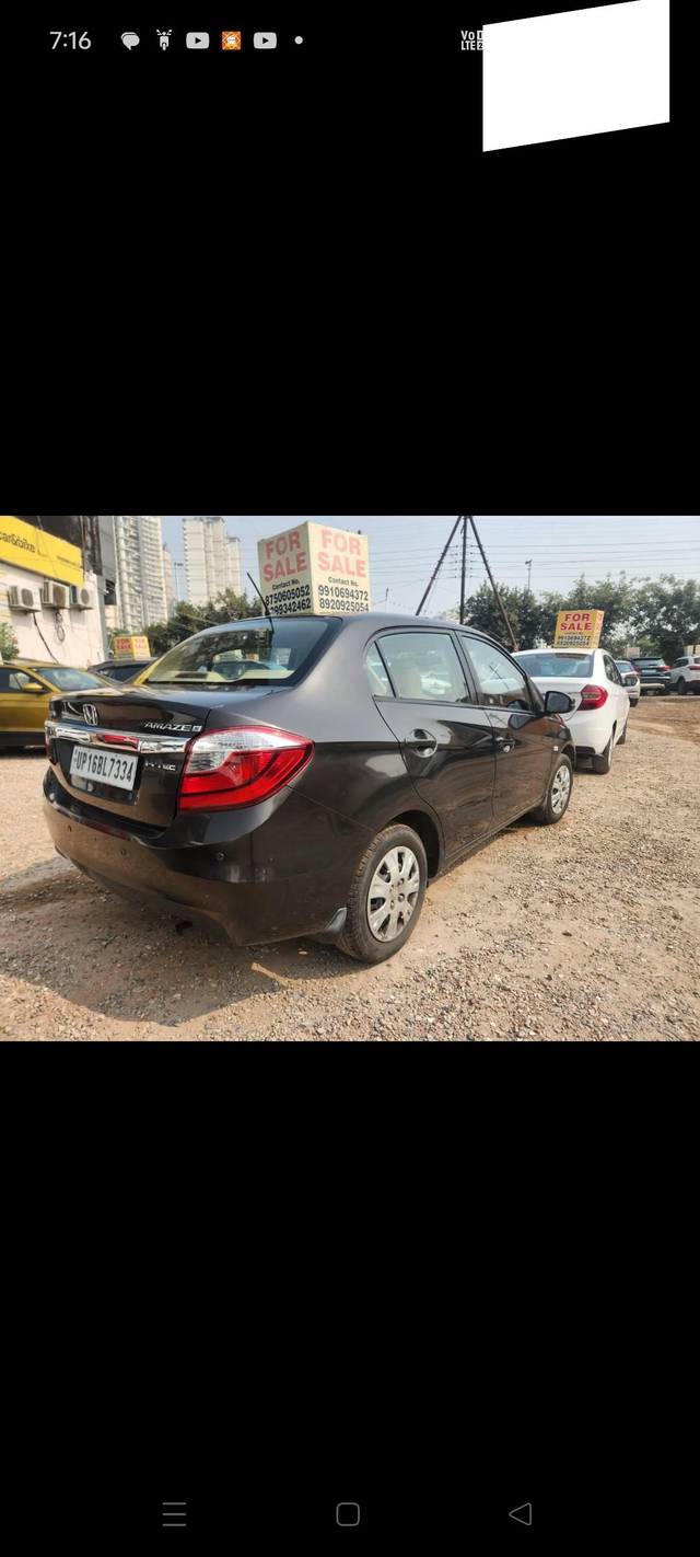 https://images10.gaadi.com/usedcar_image/4205173/original/processed_fa05a0d9b21486f3341dca01a23a96a6.jpg?imwidth=6400