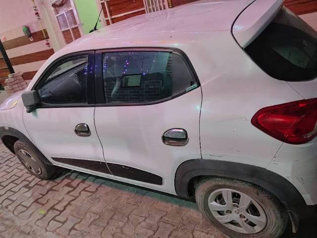 https://images10.gaadi.com/usedcar_image/4205240/original/850a511c44fd53916c02cda0728c6e34.jpg?imwidth=6402