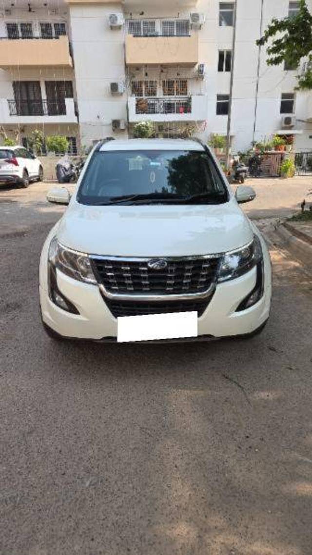 https://images10.gaadi.com/usedcar_image/4205322/original/848b86370381cff6c046d37512b4c1a3.jpg?imwidth=6402