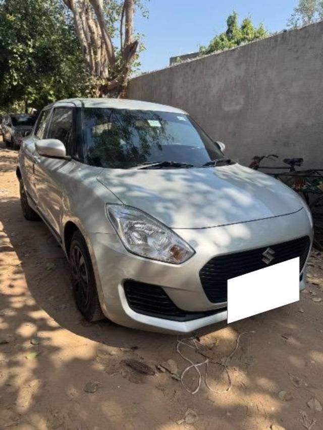 https://images10.gaadi.com/usedcar_image/4205377/original/processed_d3059b53-5cb4-4d6c-8796-cdd78b979832.jpeg?imwidth=6400