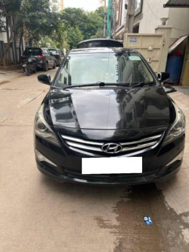 https://images10.gaadi.com/usedcar_image/4205629/original/processed_f84b2495-dbd6-4ee7-9fd7-4f2a24cb5e95.jpg?imwidth=6400