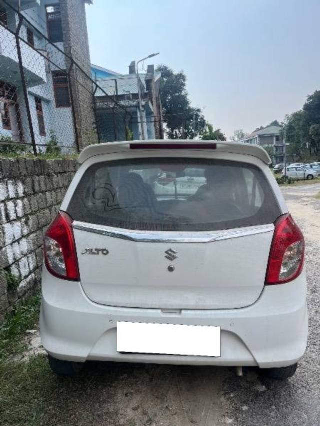 https://images10.gaadi.com/usedcar_image/4205765/original/processed_da9d0deb-abf1-4dae-bd04-0da9cc473bad.jpeg?imwidth=6401