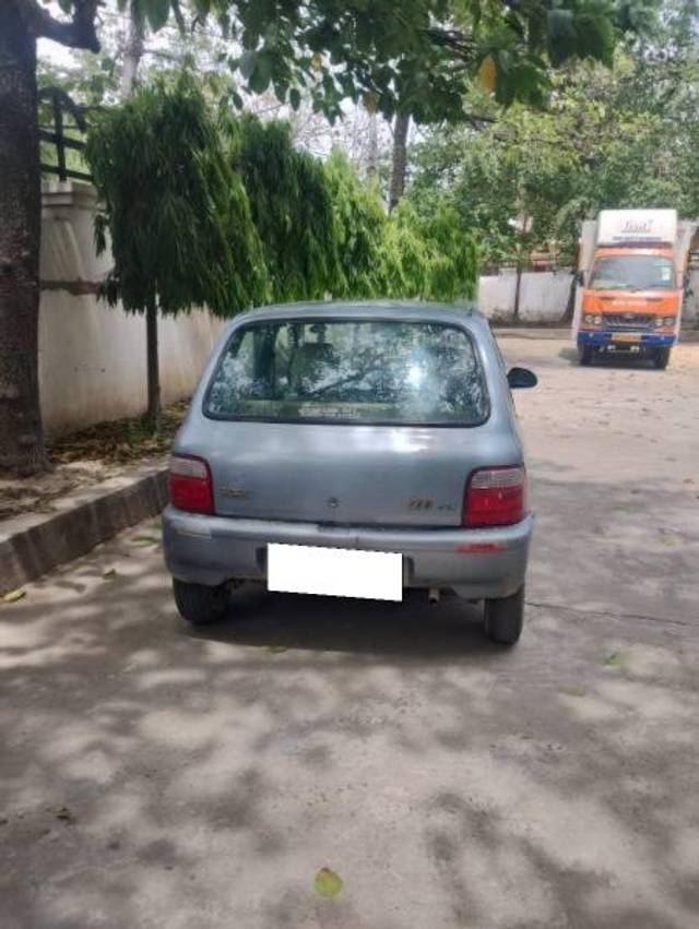 https://images10.gaadi.com/usedcar_image/4205825/original/processed_1a5441f2-b740-4cd5-bfb1-4d6be348b7c6.jpg?imwidth=6402