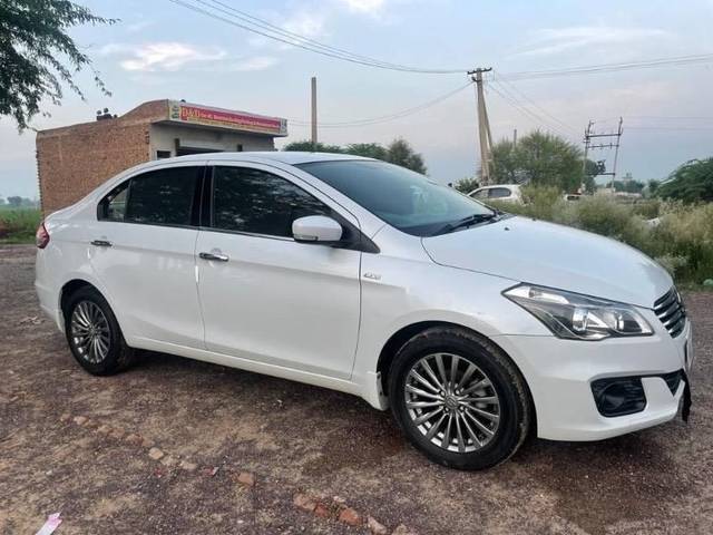 https://images10.gaadi.com/usedcar_image/4205872/original/processed_da1b5dd5-b9b0-45e5-8750-e36a2696f50c.jpg?imwidth=6400