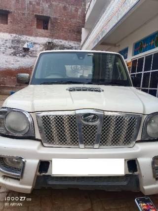 Mahindra Scorpio 2009-2014 Mahindra Scorpio VLX 2WD AIRBAG BSIV