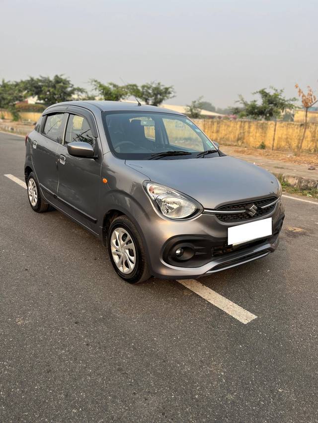 https://images10.gaadi.com/usedcar_image/4205962/original/processed_153863032e1ec4dac7e88de333f1ca4e.jpg?imwidth=6400