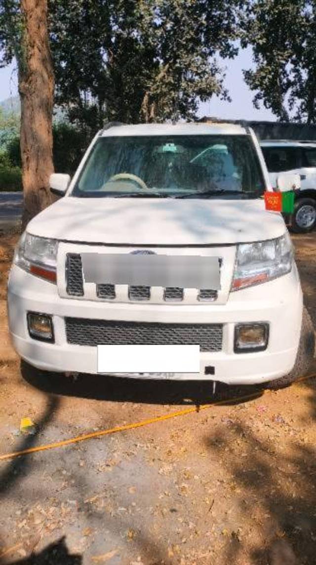 https://images10.gaadi.com/usedcar_image/4206210/original/processed_eddc0613-3eaf-48ed-9377-192c1337b999.jpg?imwidth=6400