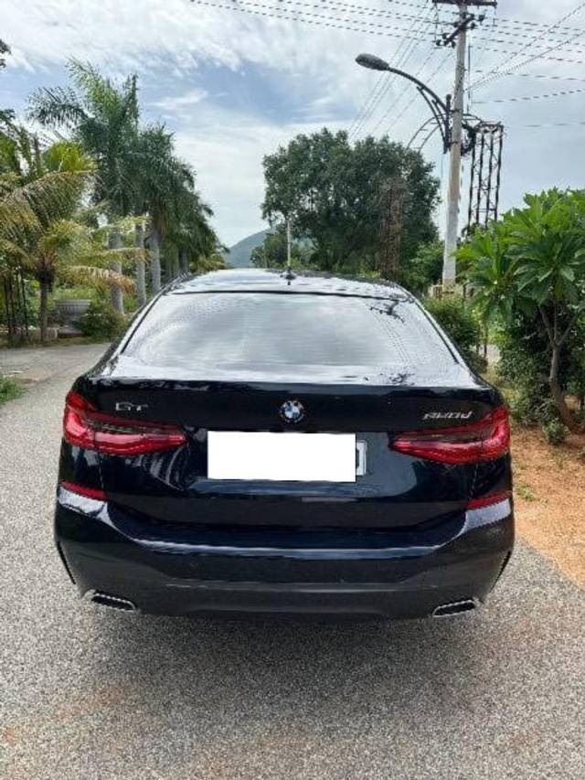 https://images10.gaadi.com/usedcar_image/4206288/original/processed_33d870c0-8a8a-44f4-b952-ef38a14d56c6.jpeg?imwidth=6401