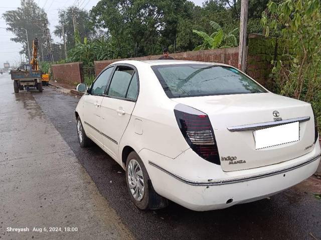 https://images10.gaadi.com/usedcar_image/4206334/original/processed_7ff7390e-6b07-4ccb-9e67-5ecf838c7a0a.jpg?imwidth=6401