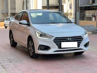 Hyundai Verna 2017-2020 Hyundai Verna CRDi 1.6 AT SX Option